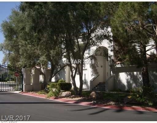 7636 Rolling View Drive - Photo 1