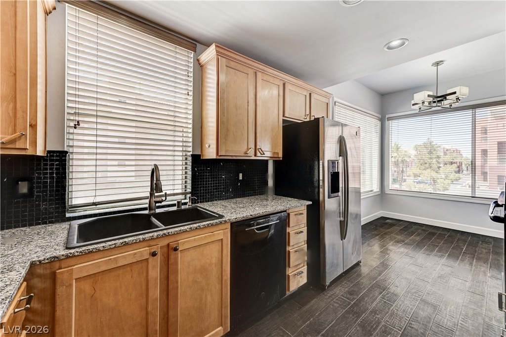 75 E Agate Avenue - Photo 18