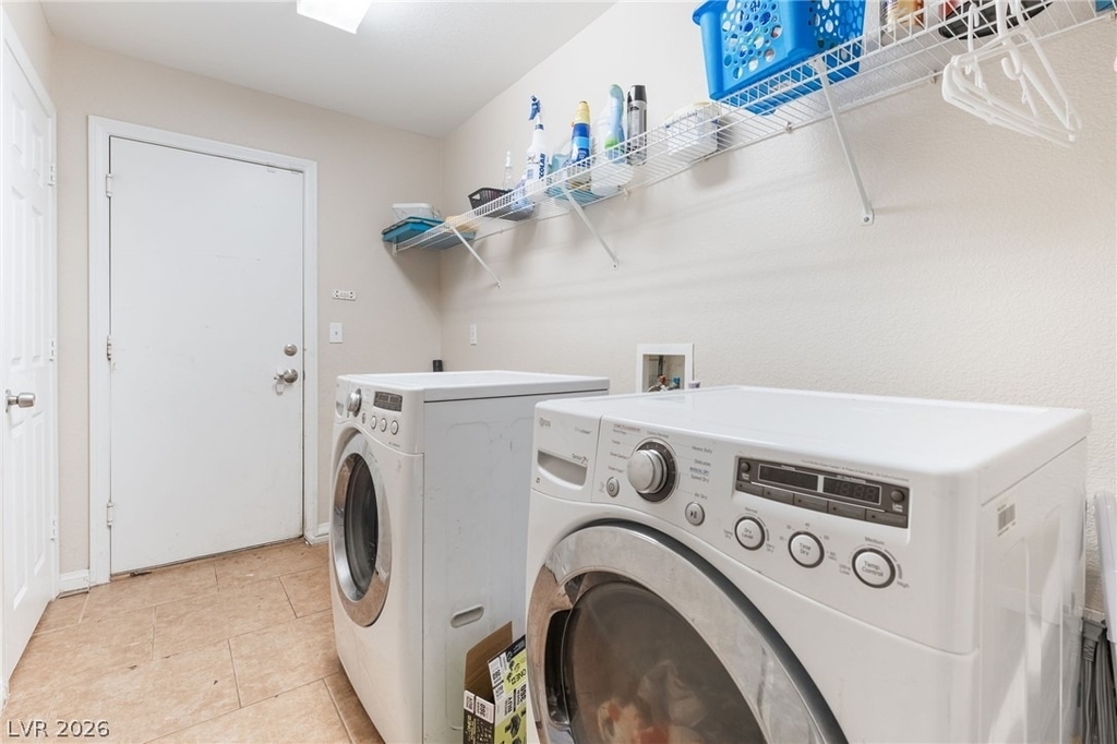 6221 Villa Emo Street - Photo 21