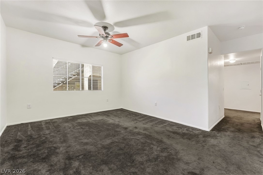 10245 S Maryland Parkway - Photo 2