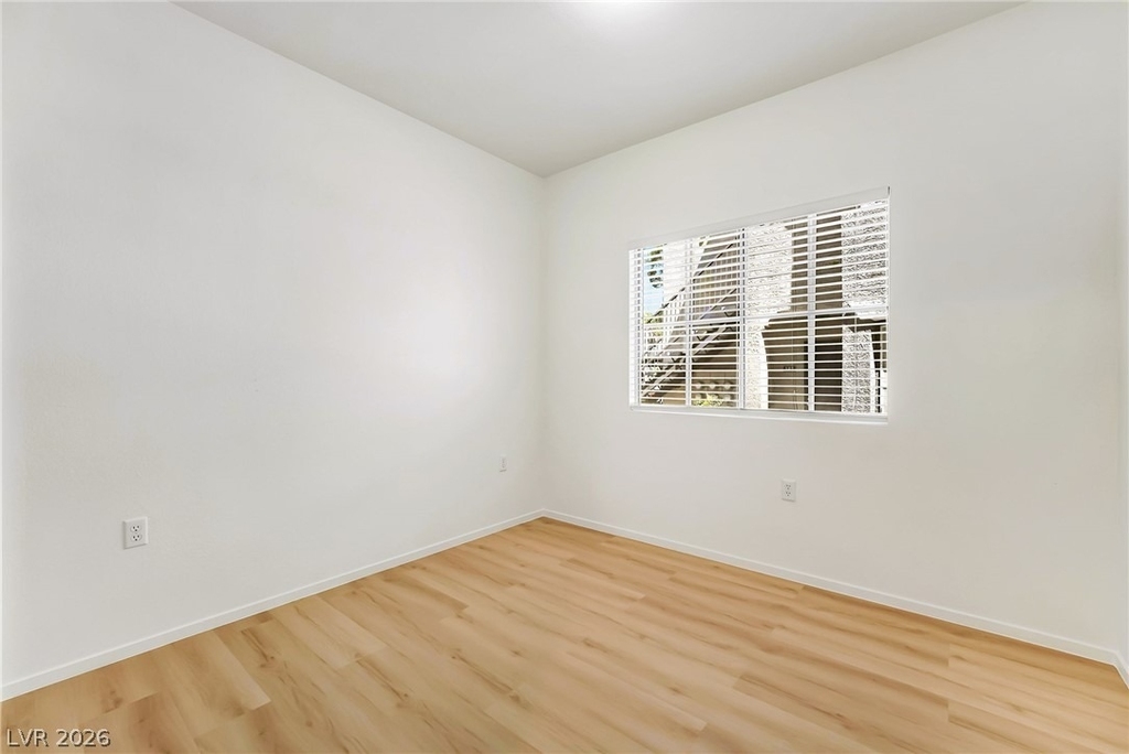 10245 S Maryland Parkway - Photo 20