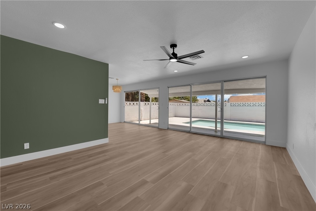 1524 Bonita Avenue - Photo 5