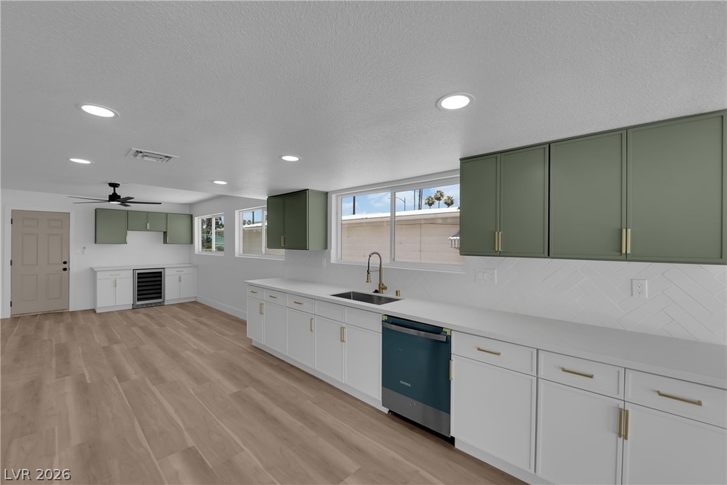 1524 Bonita Avenue - Photo 9