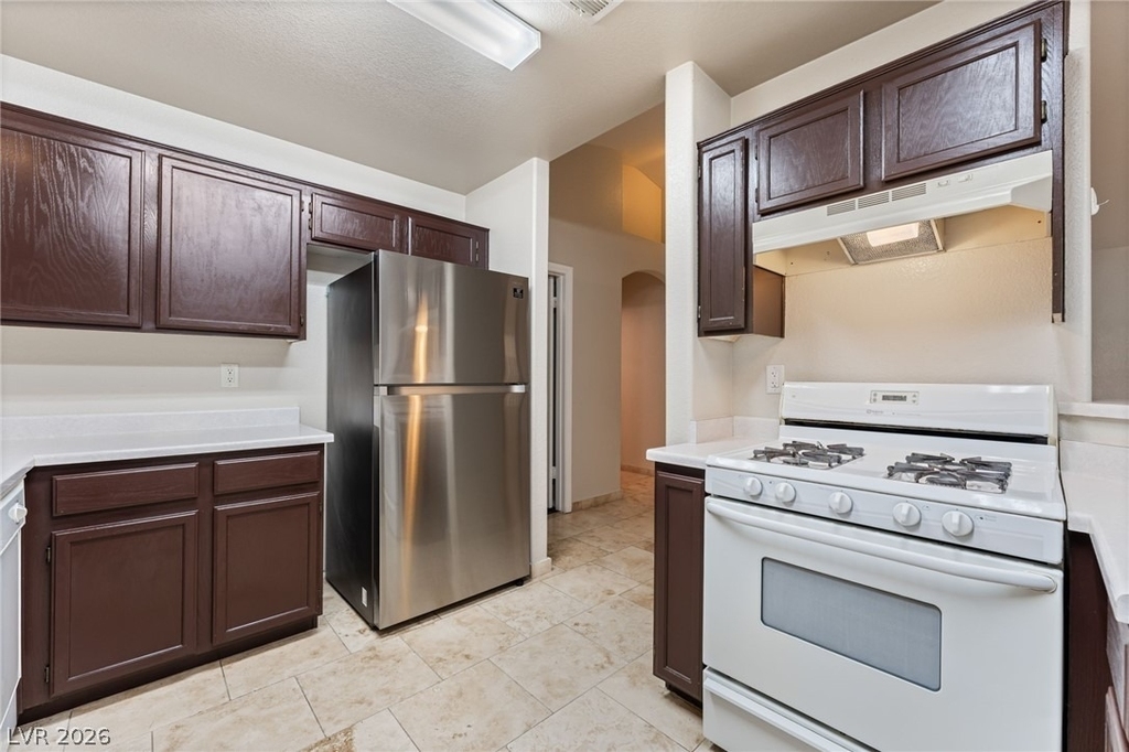 857 Lantham Place - Photo 11