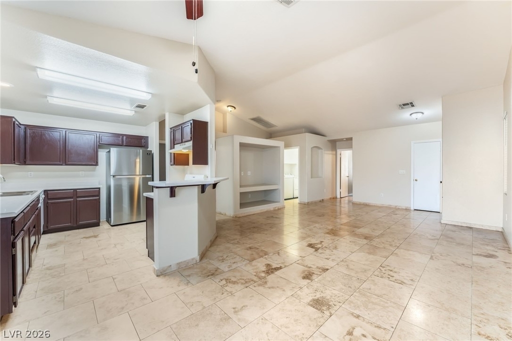 857 Lantham Place - Photo 7