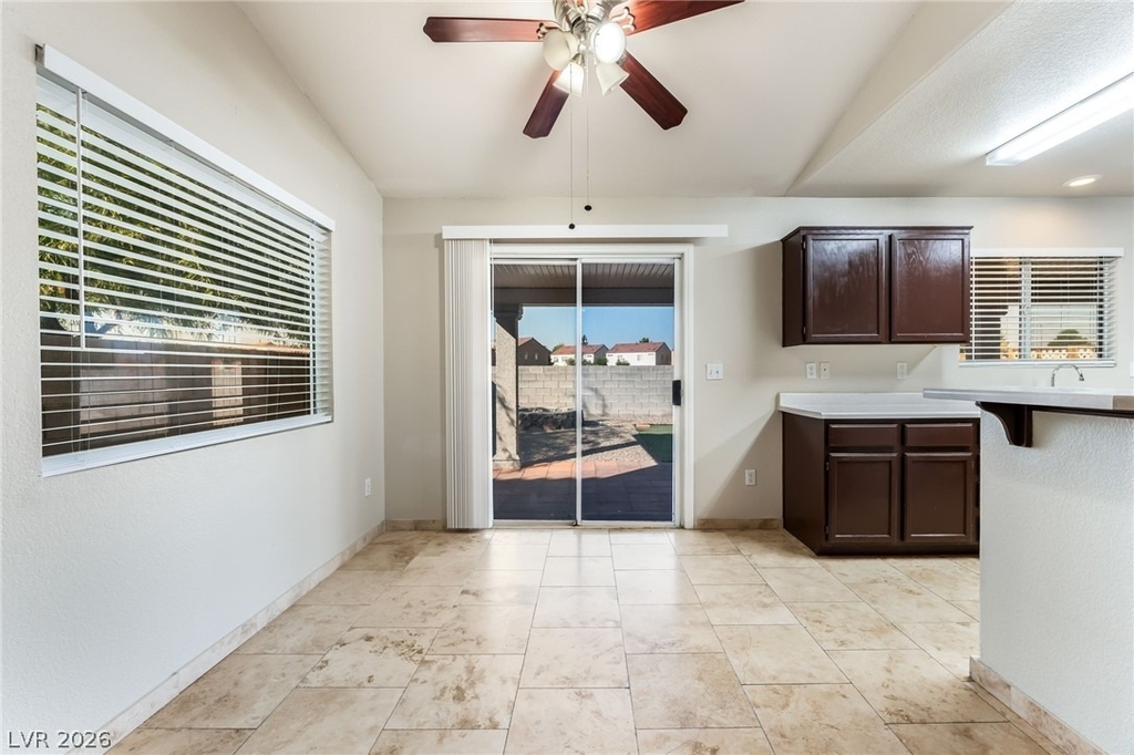 857 Lantham Place - Photo 6