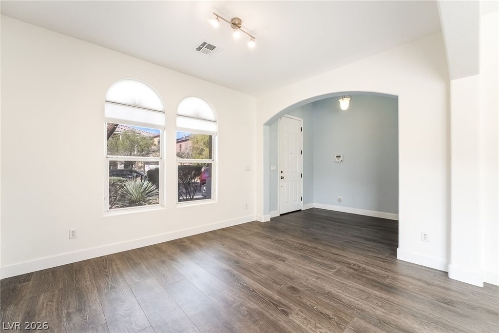 10328 Burwood Street - Photo 4