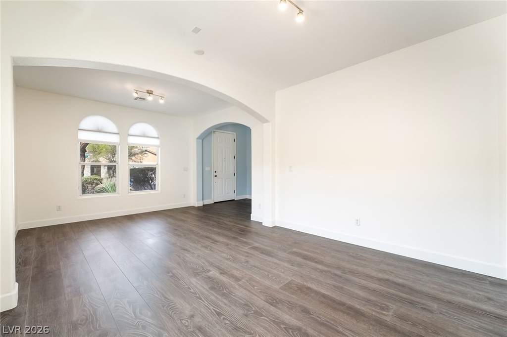 10328 Burwood Street - Photo 7