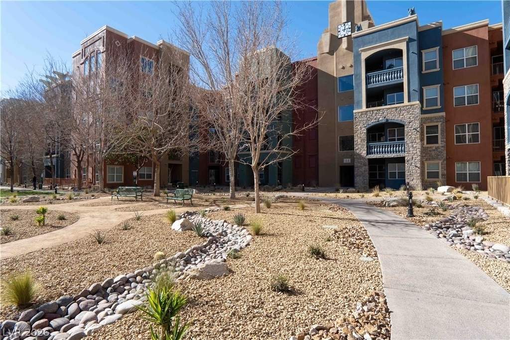 44 E Serene Avenue - Photo 29