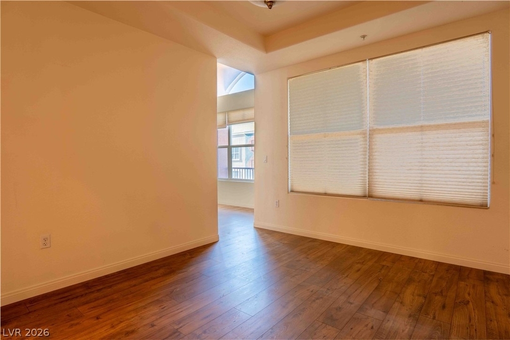 44 E Serene Avenue - Photo 6