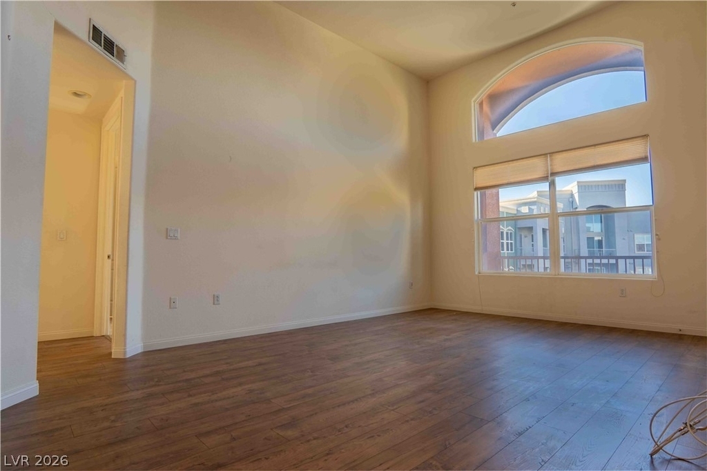 44 E Serene Avenue - Photo 11