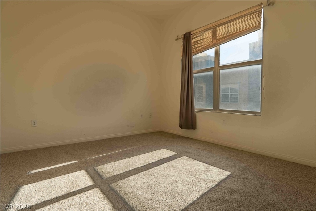 44 E Serene Avenue - Photo 13