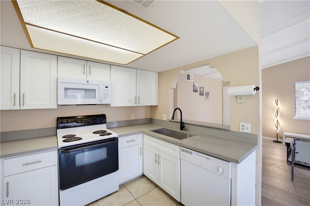 4752 Obannon Drive - Photo 8