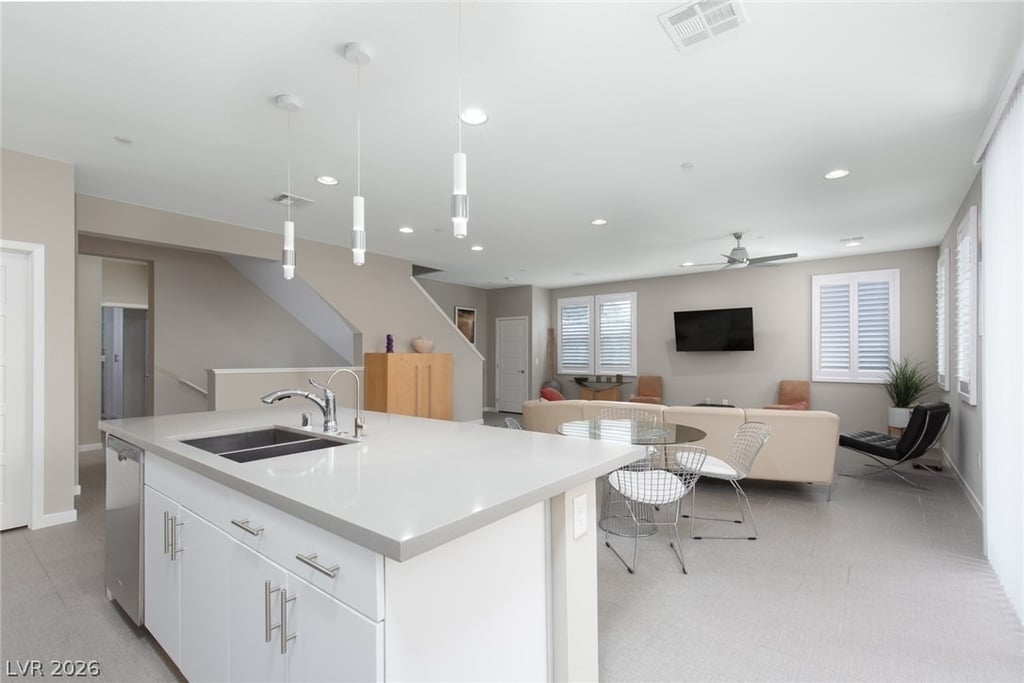 11283 Cactus Tower Avenue - Photo 12