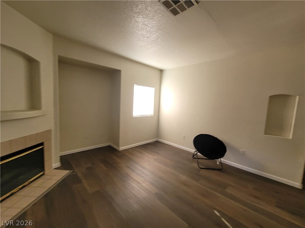 4730 E Craig Road - Photo 4