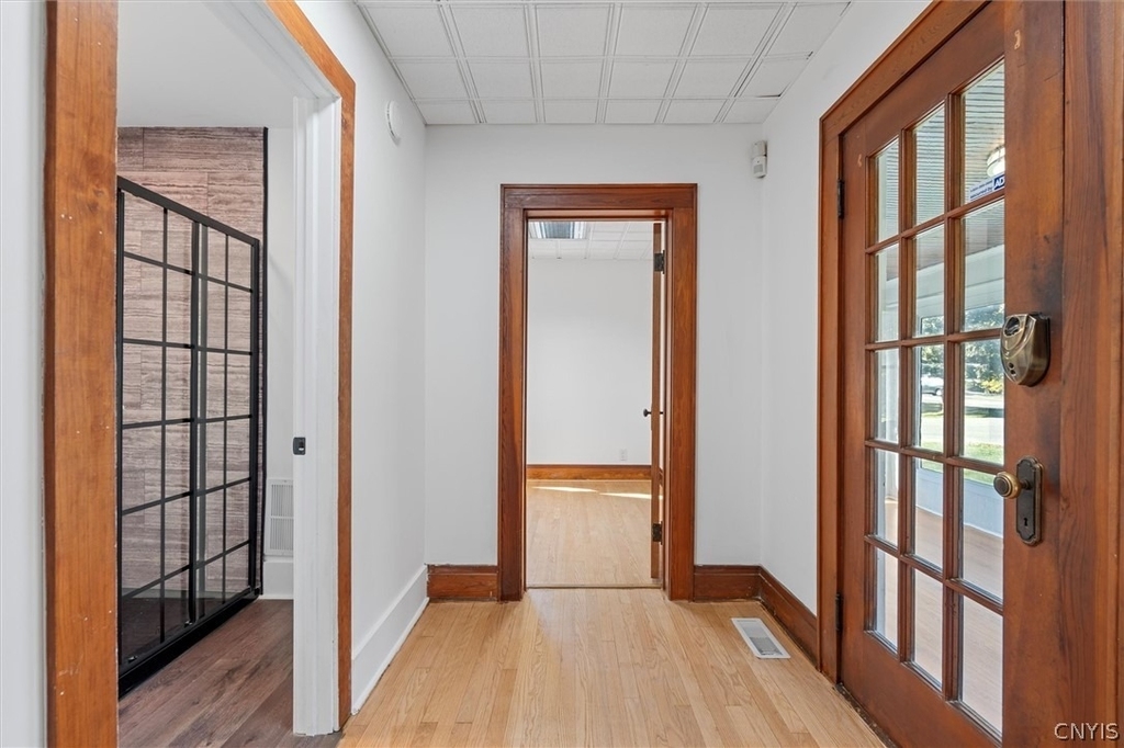 4914 W Seneca - Photo 6