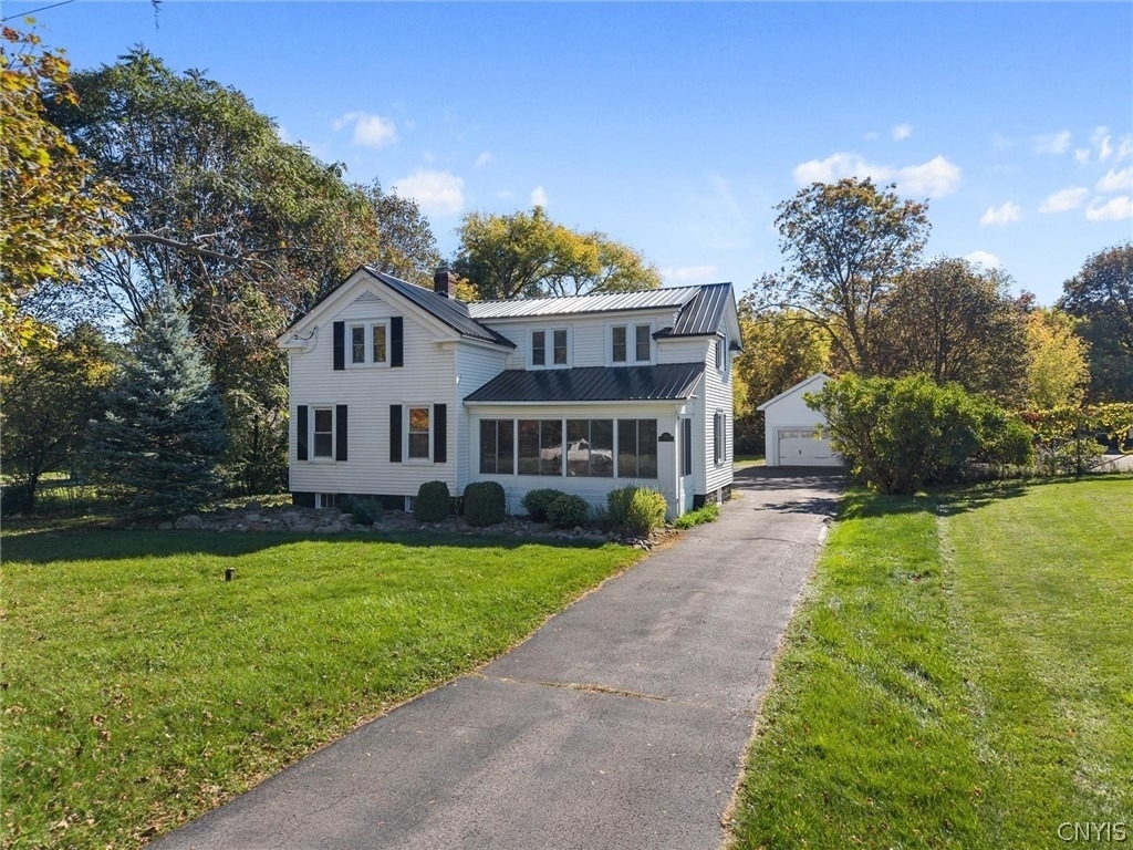 4914 W Seneca - Photo 0