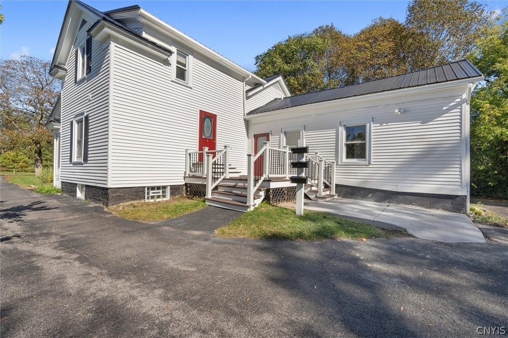 4914 W Seneca - Photo 2