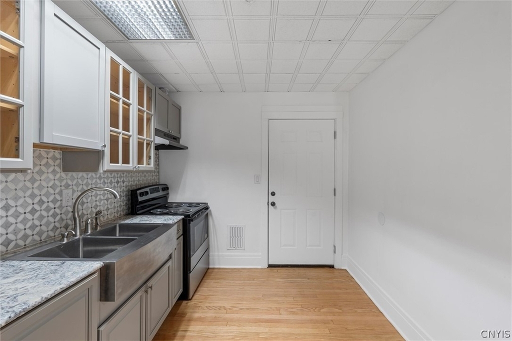4914 W Seneca - Photo 5