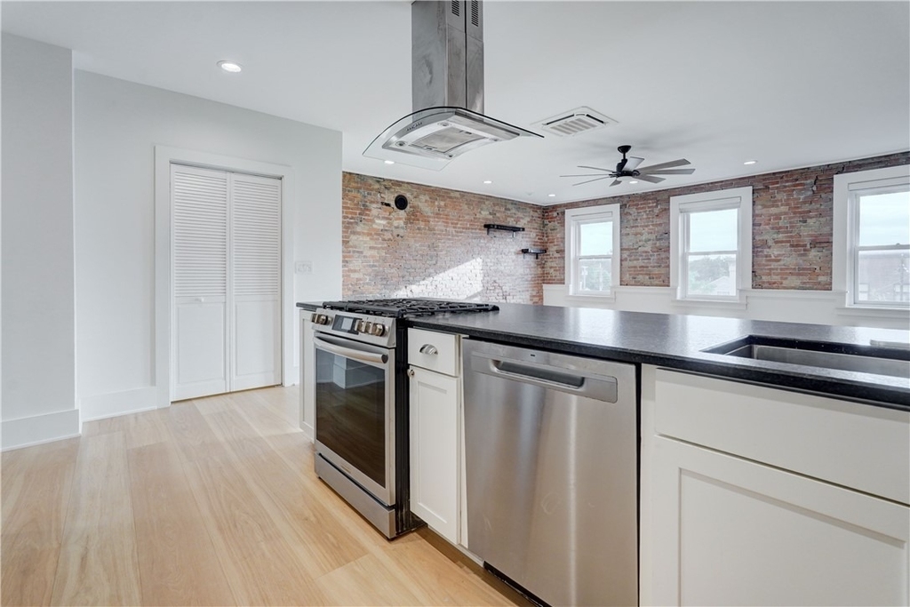 137 S Main Street - Photo 10