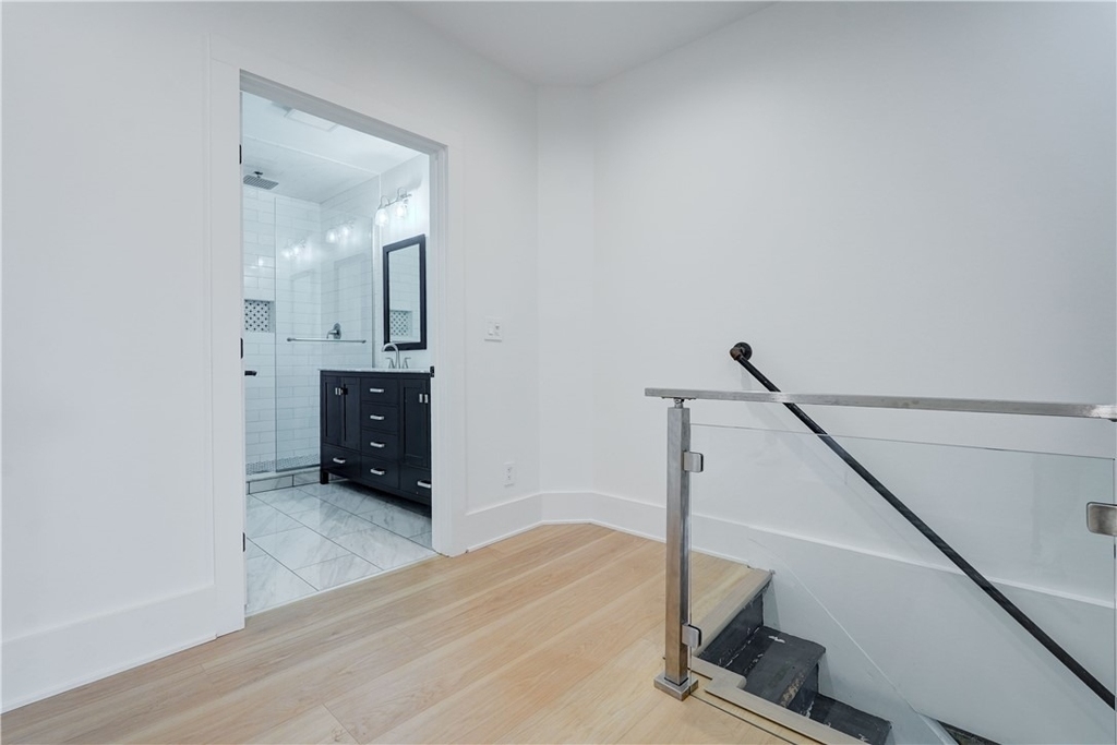 137 S Main Street - Photo 3