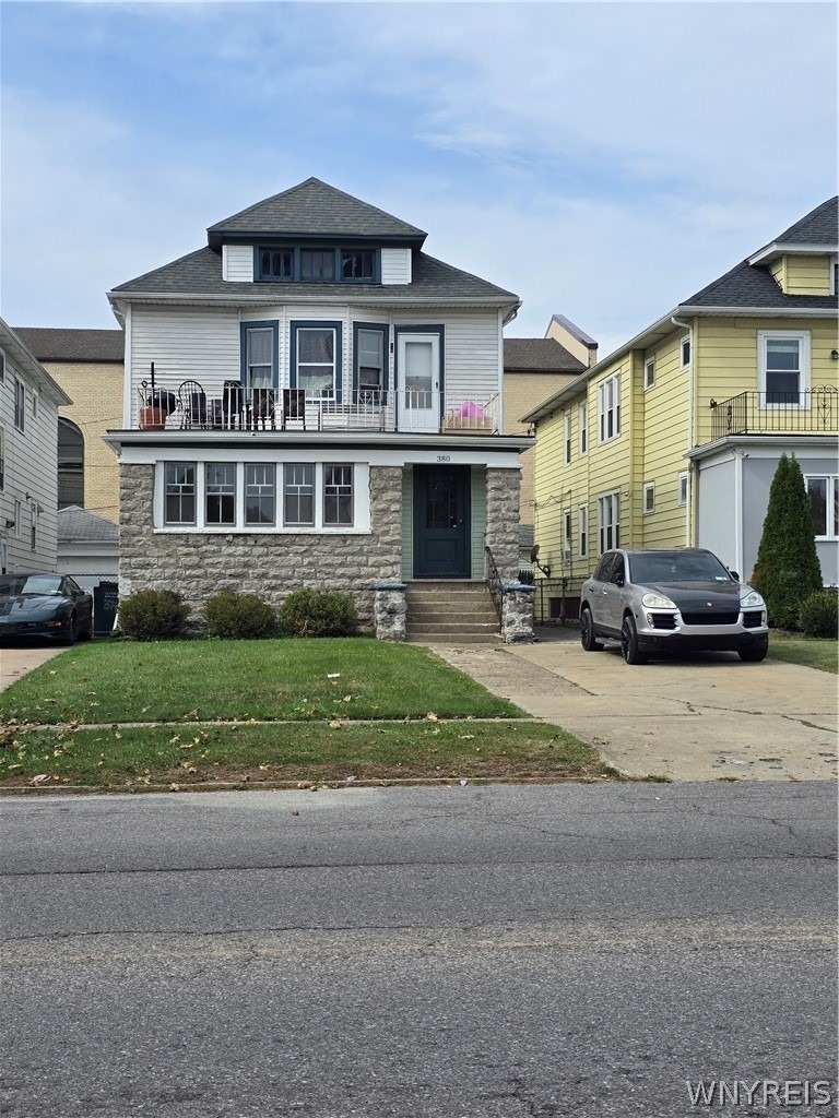 380 Colvin Avenue - Photo 0