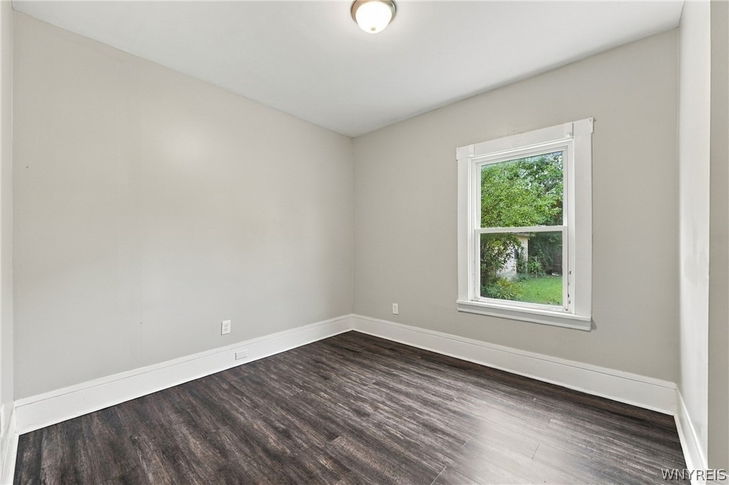 82 Dakota Street - Photo 7