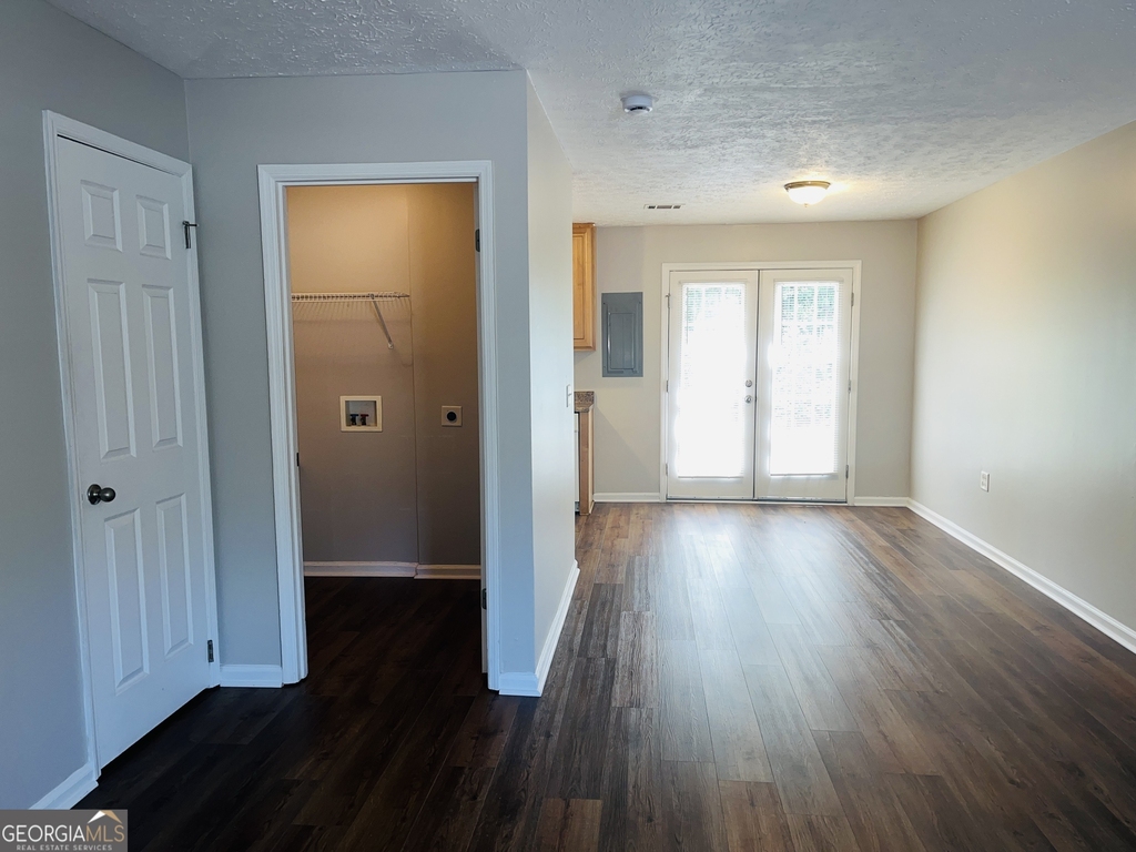 605 Wilburn Avenue - Photo 2