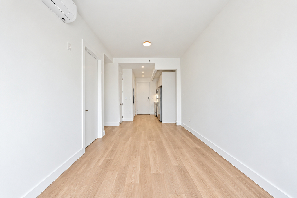 2510 Bedford Avenue - Photo 2