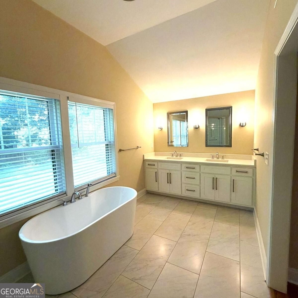 3138 Wiltshire Drive - Photo 14