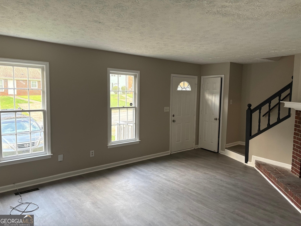 2797 Northwood Court Sw - Photo 1