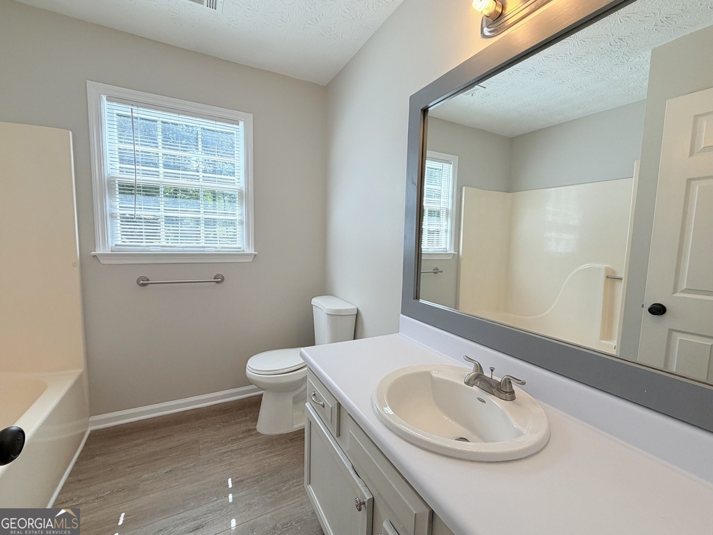 4007 Lindley Circle - Photo 17