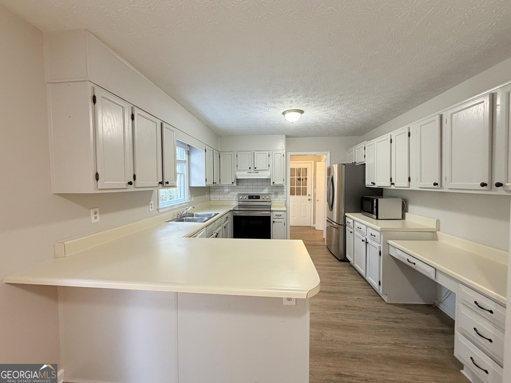 4007 Lindley Circle - Photo 5