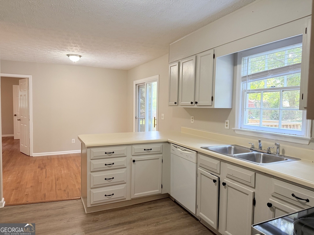 4007 Lindley Circle - Photo 7