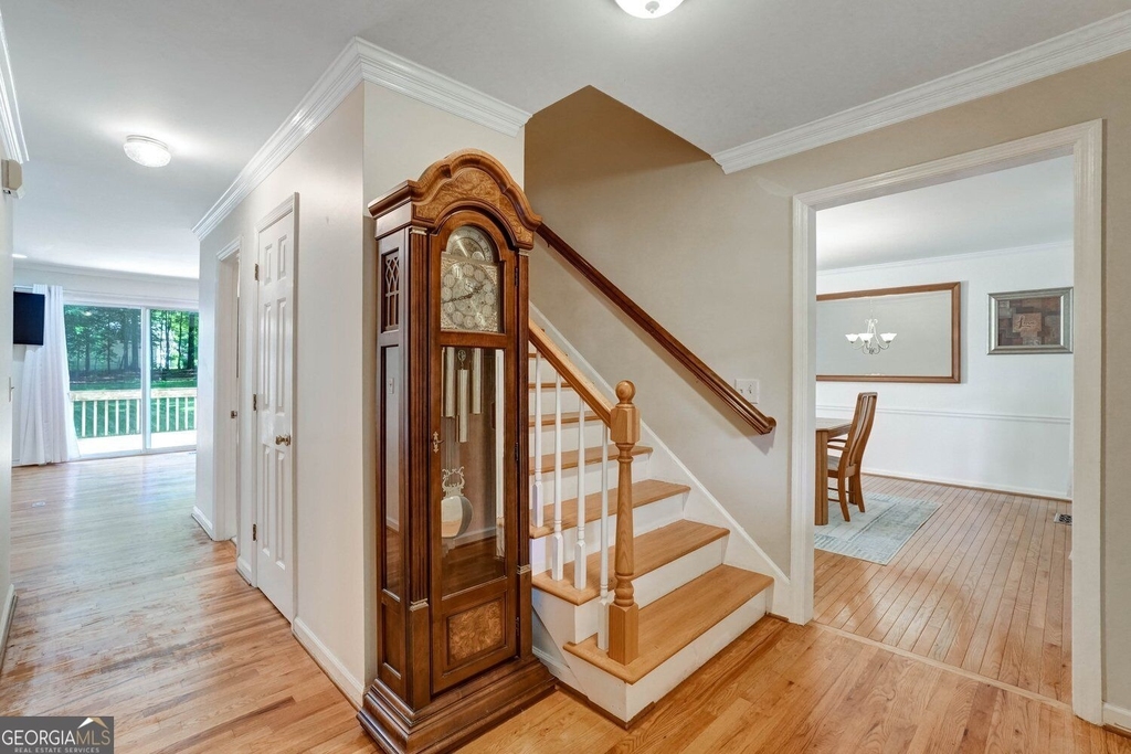 295 Oakmere Road - Photo 4