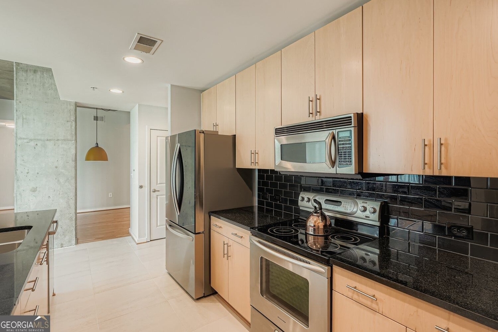 860 Peachtree Street - Photo 5
