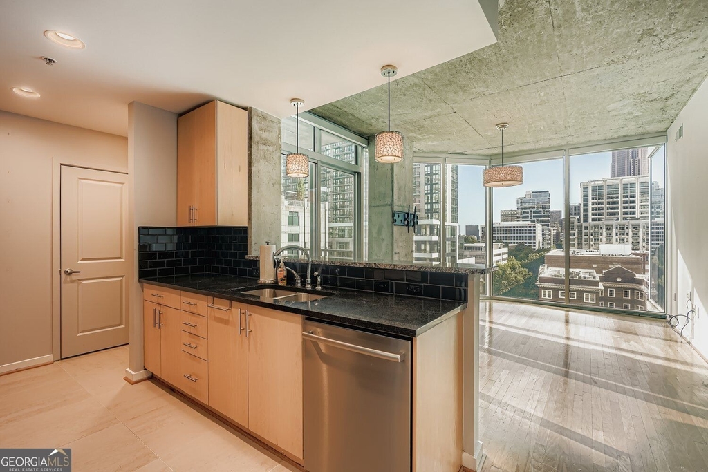 860 Peachtree Street - Photo 28