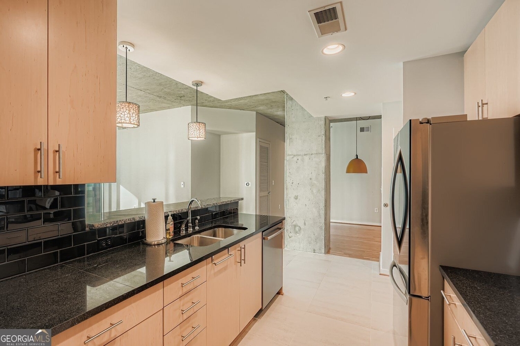 860 Peachtree Street - Photo 4