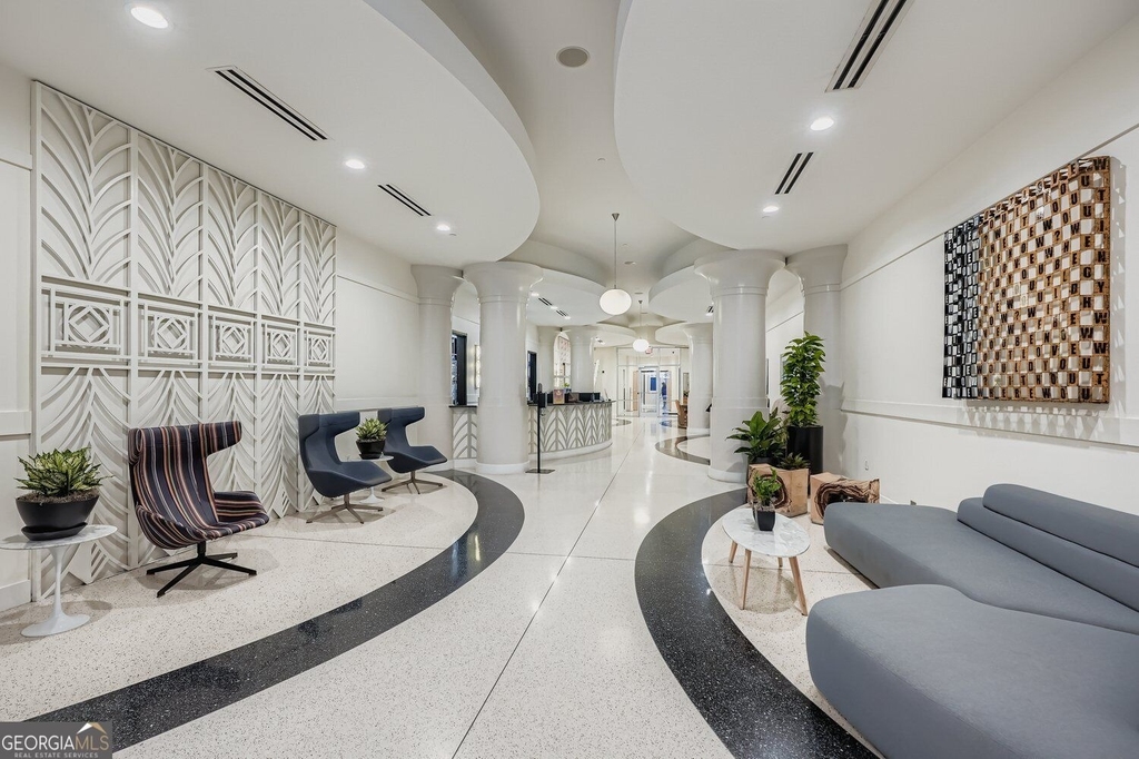 860 Peachtree Street - Photo 2