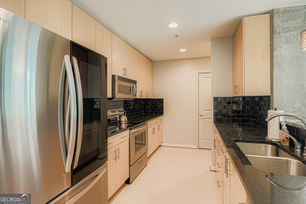 860 Peachtree Street - Photo 6
