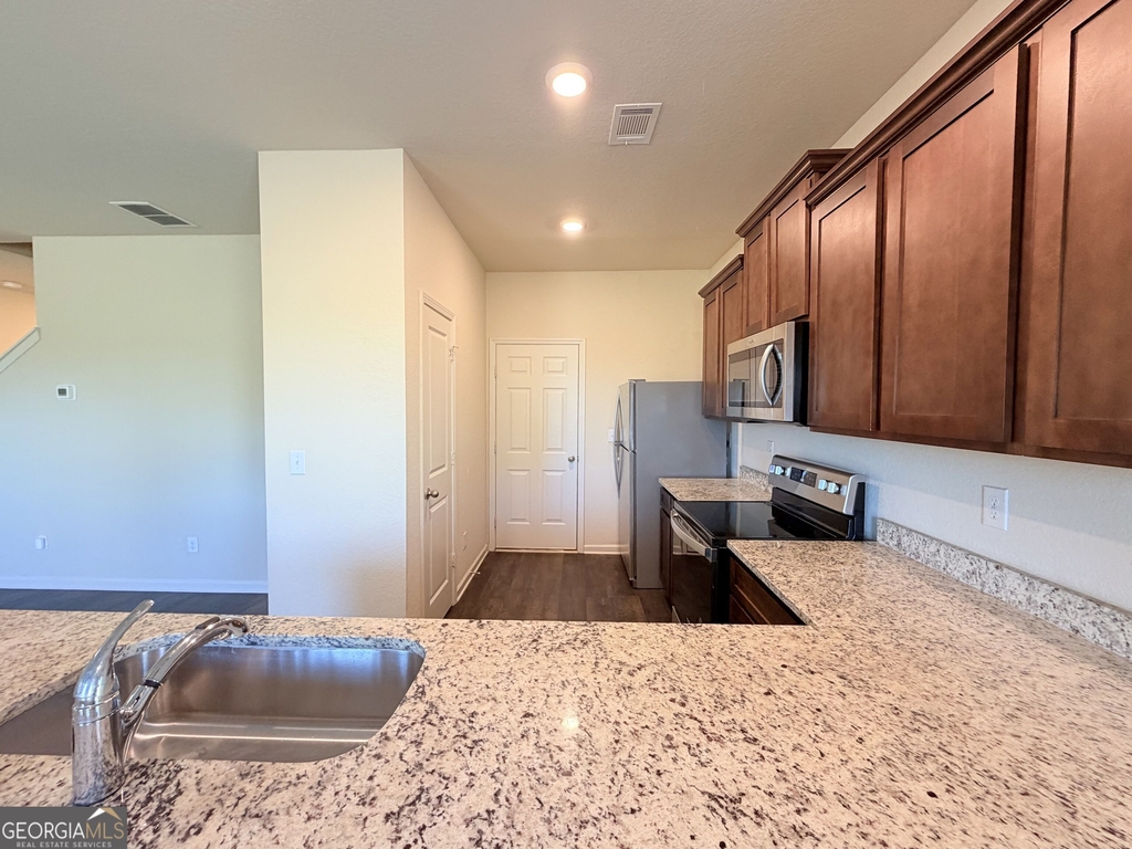 100 Foley Drive - Photo 4