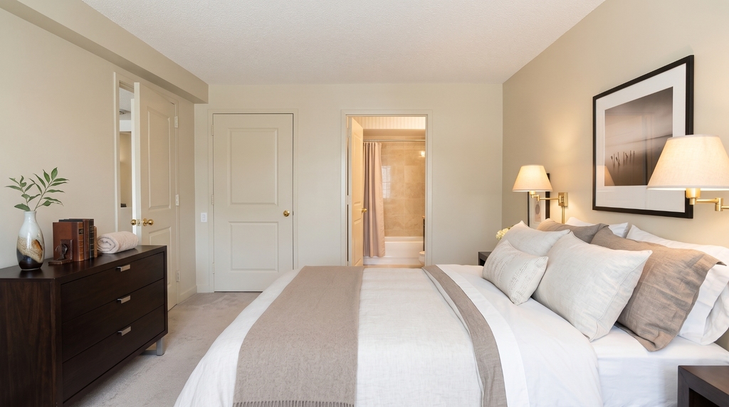 333 East 102nd Street - Photo 2
