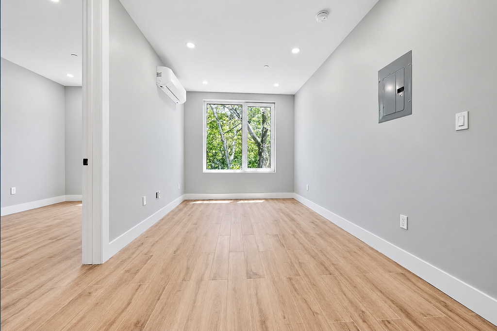 809 Midwood Street - Photo 0