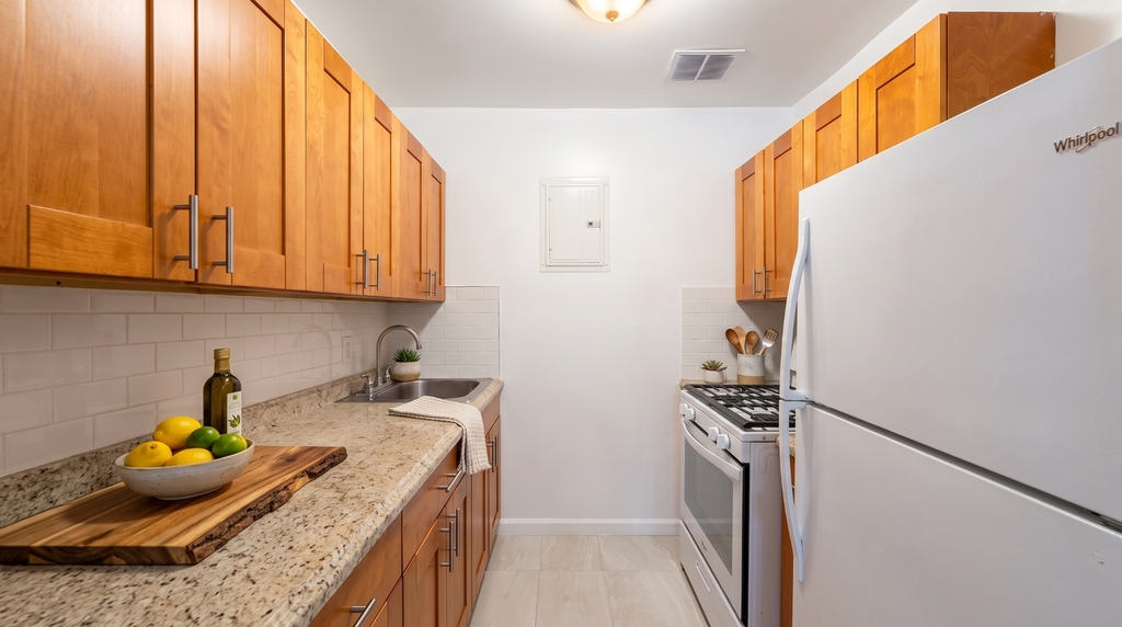 114 West 116th Street - Photo 5