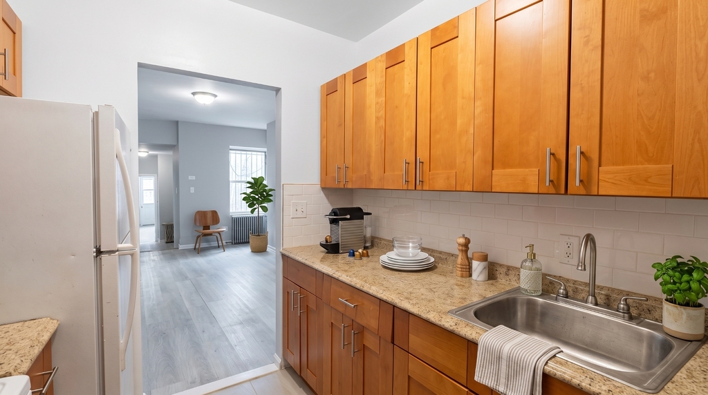 114 West 116th Street - Photo 4