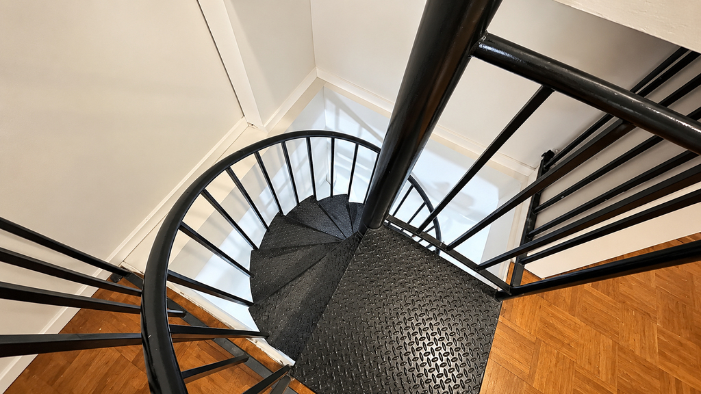 325 East 89th Street - Photo 5