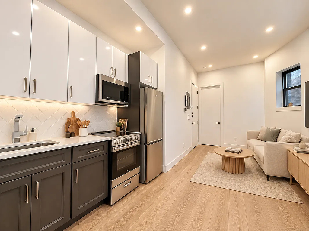435 Dekalb Avenue - Photo 1
