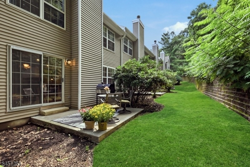 37 Woodmont Dr - Photo 42