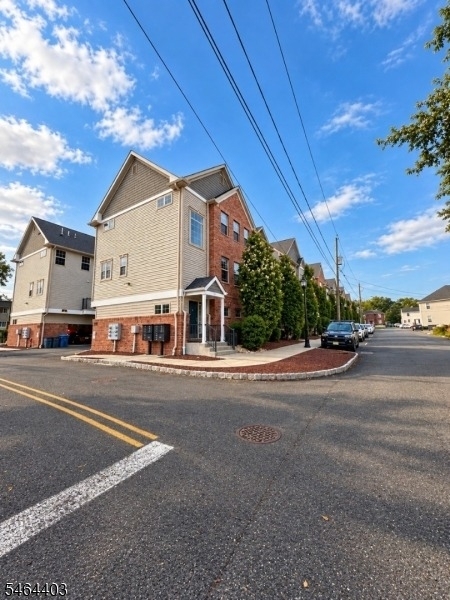 153 Main St - Photo 1