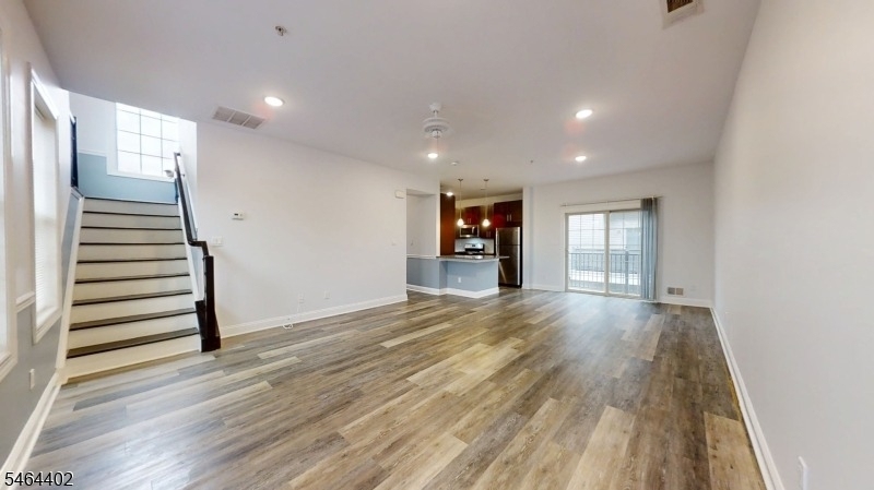 153 Main St - Photo 11